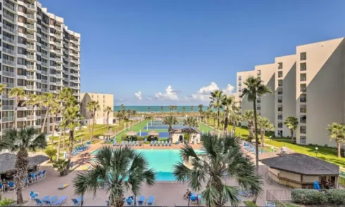 Luxury Stays on South Padre Island Offering Expansive Pool Areas